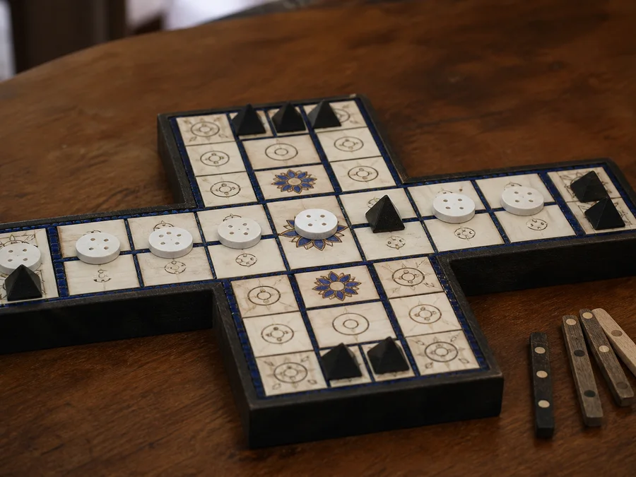 Shared middle alley and the safe center rosette on a Royal Game of Ur board